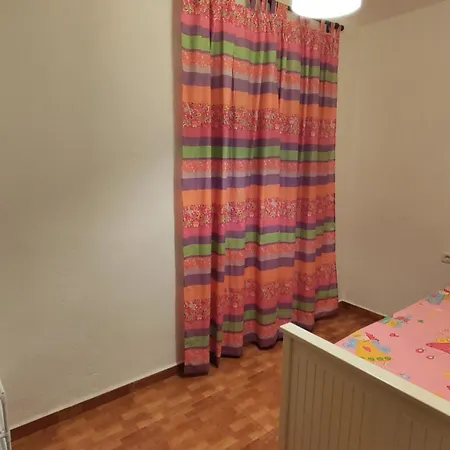 Elmade Apartment